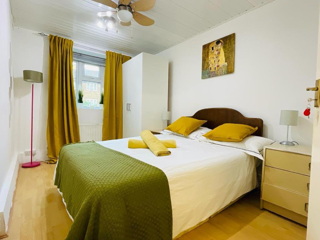 Cosy Flat Close To East Finchley Station Londres Exterior foto