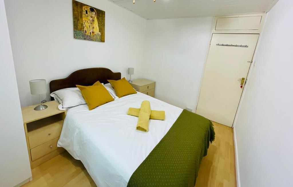 Cosy Flat Close To East Finchley Station Londres Exterior foto